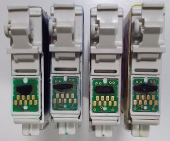 350px-Compatible_Epson_T071__Back_View1_.jpg