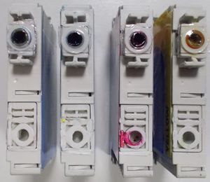 300px-Compatible_Epson_T071__Bottom_View1_.jpg