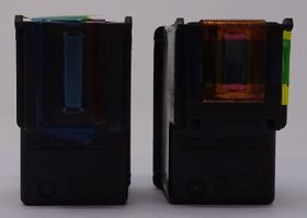 280px-Compatible_HP_350___351__Bottom_View_.jpg