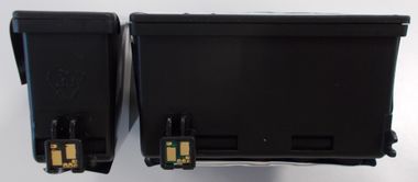 380px-Compatible_Kodak_10__Back_+_Chip_View_1.jpg