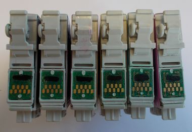 380px-Compatible_Epson_T079__Chip_View__2.jpg
