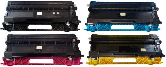 680px-Compatible_Brother_TN135__bottom_view_.jpg