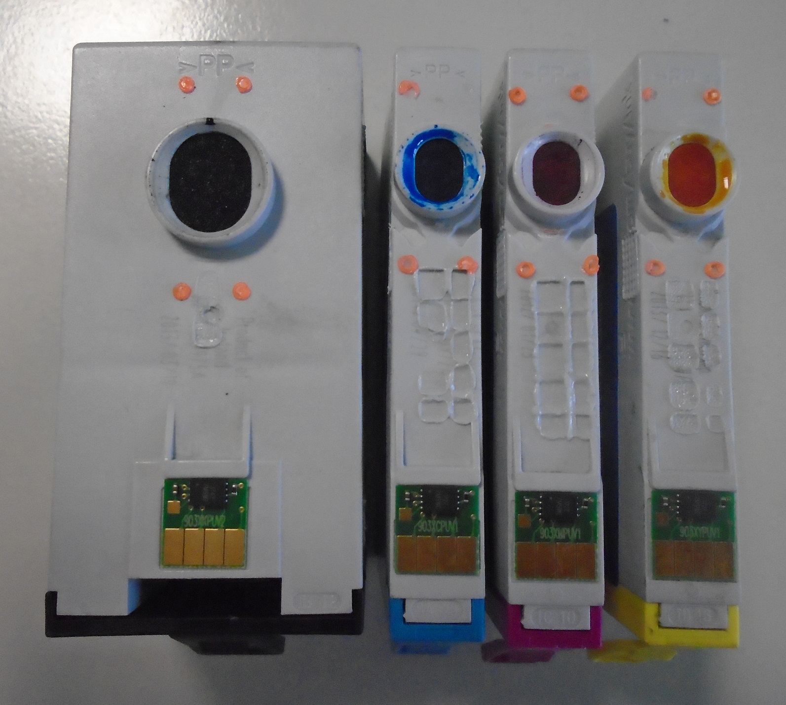 Compatible_HP_903XL__Bottom_view_with_clip_off_.JPG