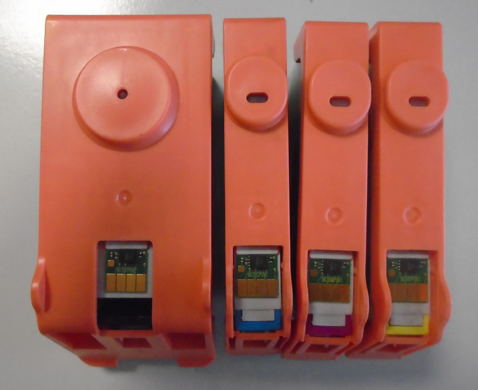 Compatible_HP_903XL__Bottom_view_with_clip_on_.JPG