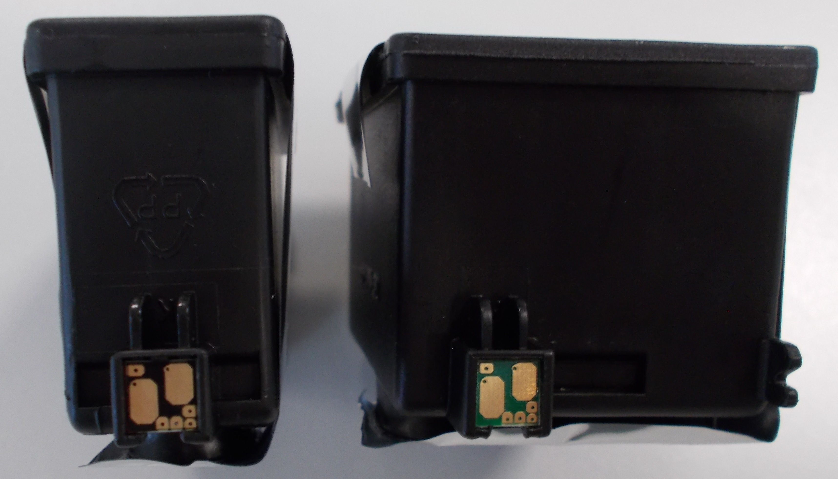 Compatible_Kodak_30__Back_%2B_Chip_View_1.JPG